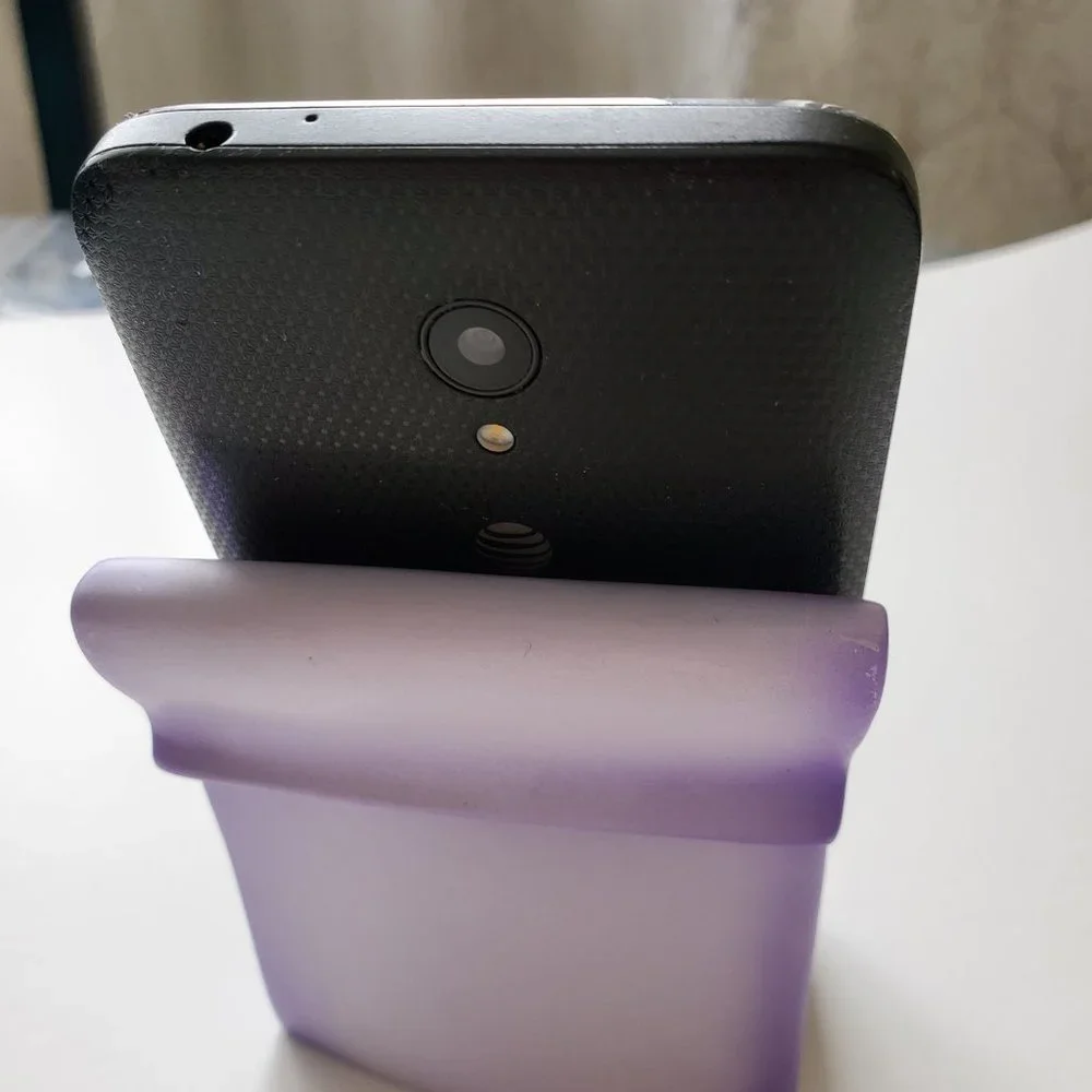 Celular Phone HOLDER DESIGN IN CERAMIC WITH BUTTERFLY